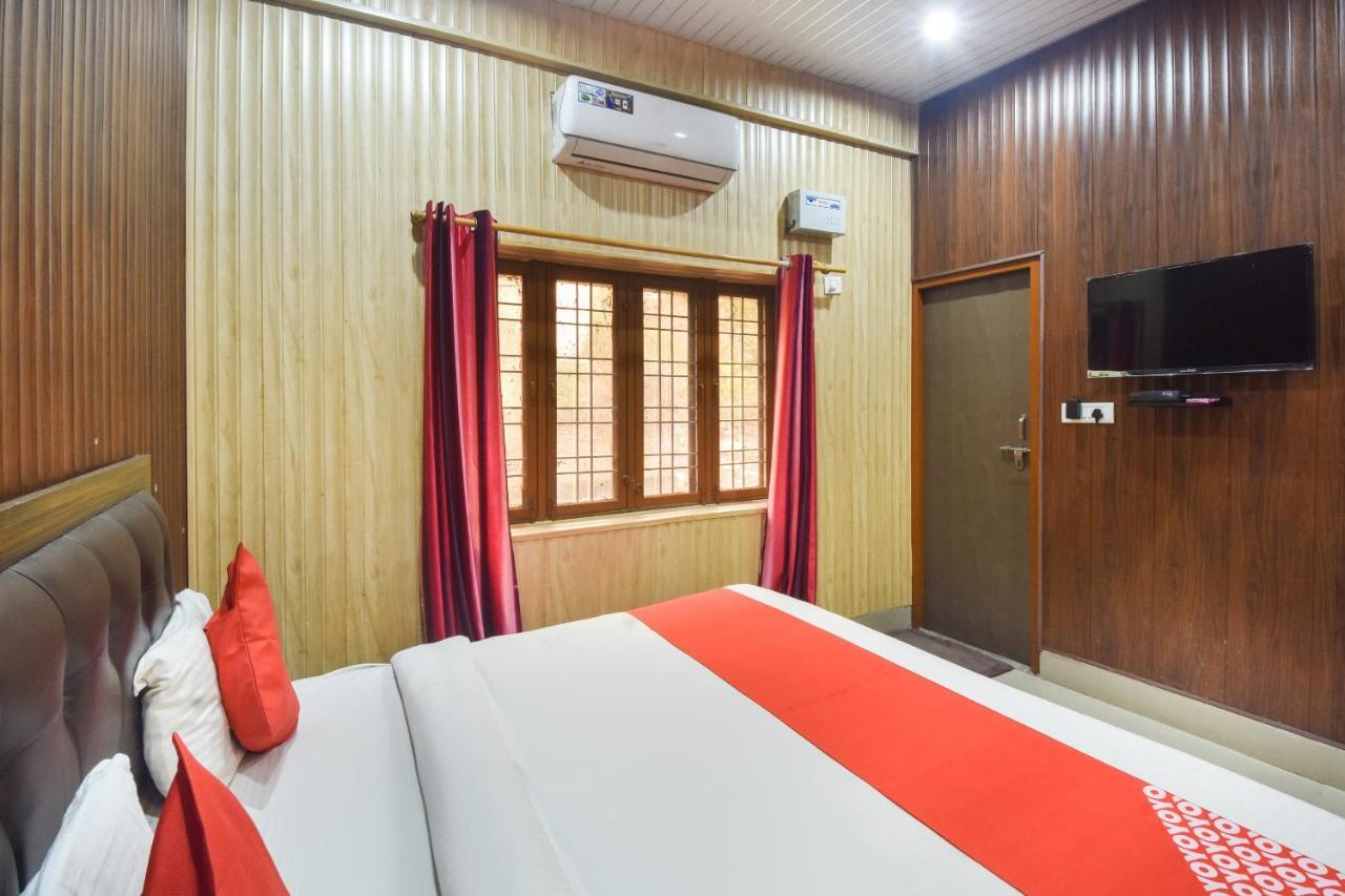 Oyo Flagship Yuvraj Inn Rajpur Ngoại thất bức ảnh
