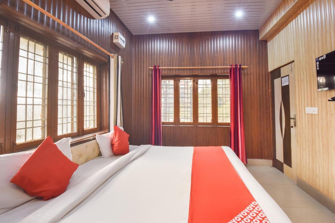 Oyo Flagship Yuvraj Inn Rajpur Ngoại thất bức ảnh