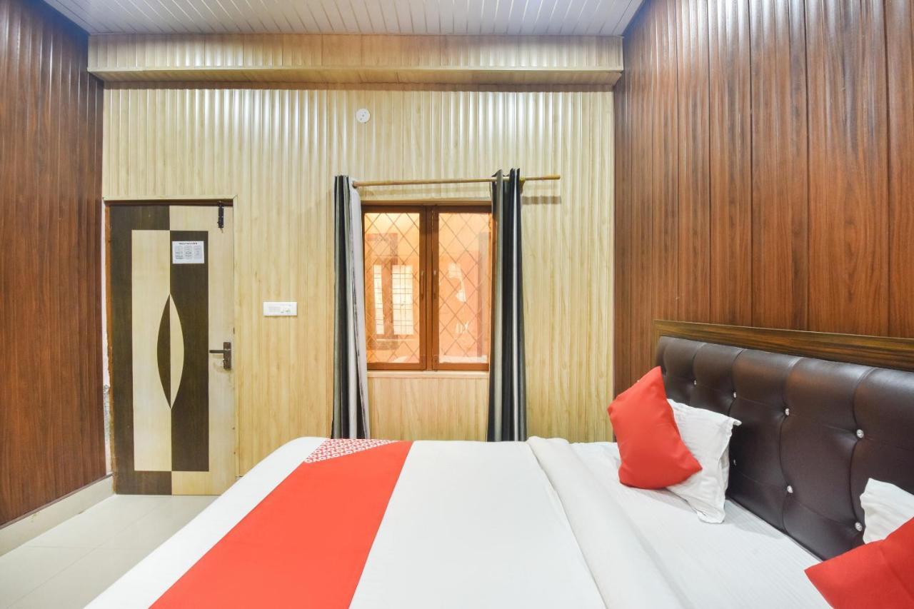 Oyo Flagship Yuvraj Inn Rajpur Ngoại thất bức ảnh